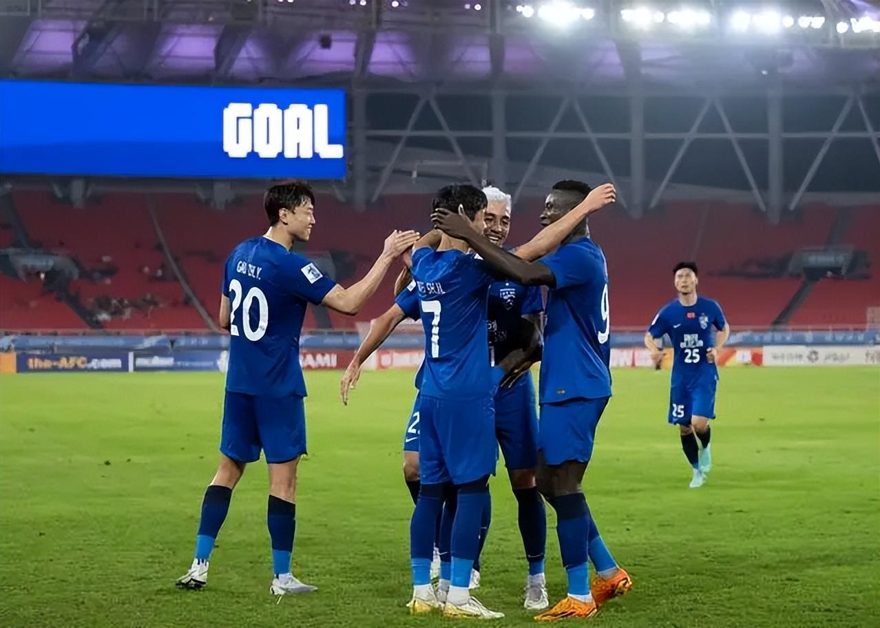 爱游戏体育下载-埃因霍温内部会议纪要流出：赛后扳平良机，亚冠使命明确，数据趋势出现新变化的简单介绍