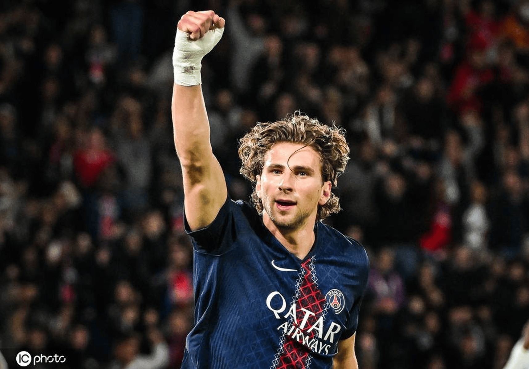 爱游戏-包含今夜巴黎圣日耳曼防线松动——西甲节点到来，底气十足，年轻球员得到机会的词条